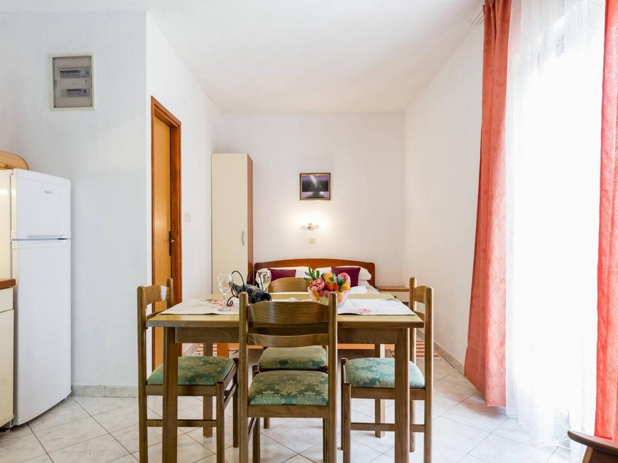 Apartment Pelegrin *